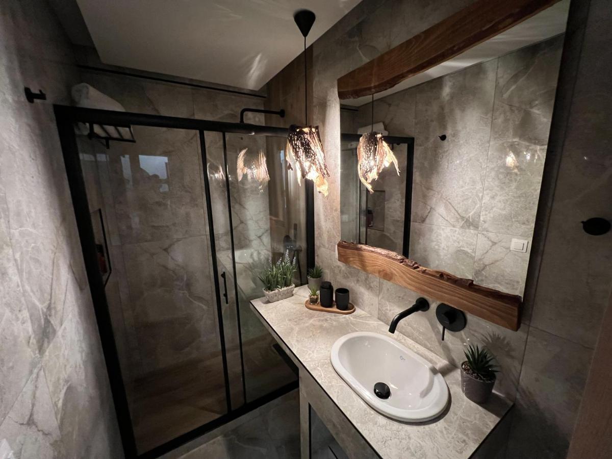 Supreme Malibu Suite Alexandroúpoli Extérieur photo